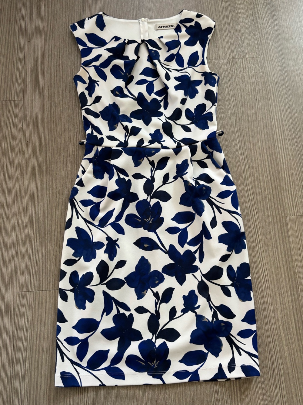 White & Navy Floral Sheath Dress
